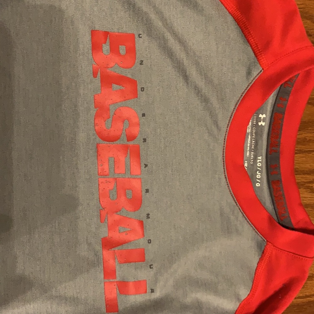 Under Armour YL - Picture 3 of 4